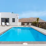 וילה Casa Cabra *